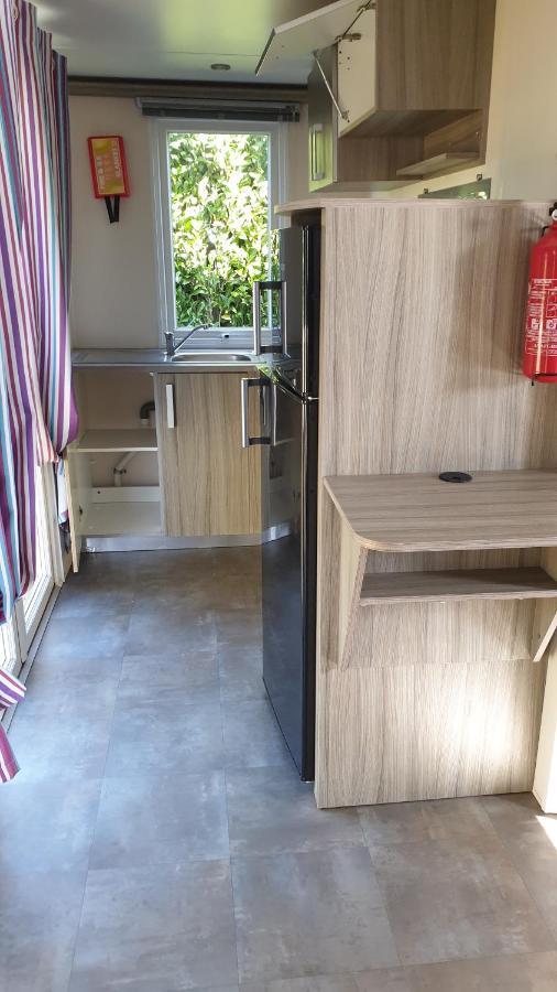 Mobil Home 6-8 Places Parcelle 4 Climatise Biville-sur-Mer Kültér fotó