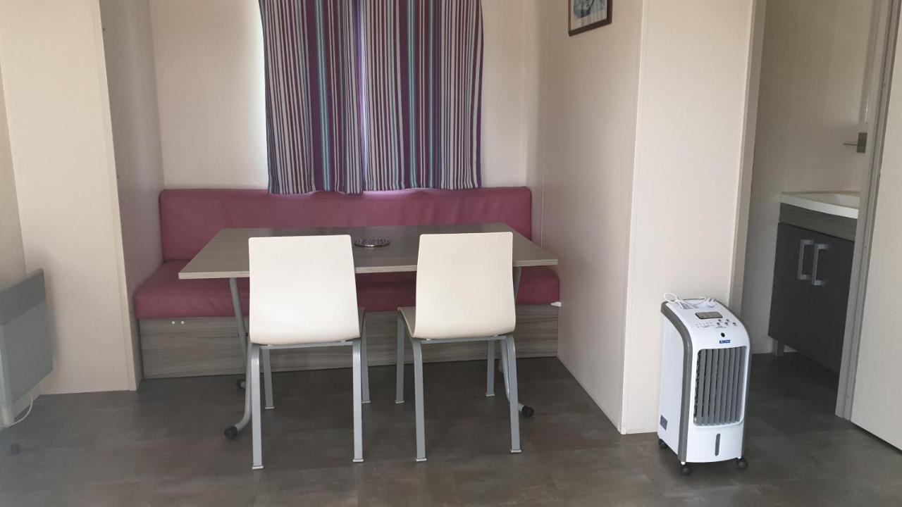 Mobil Home 6-8 Places Parcelle 4 Climatise Biville-sur-Mer Kültér fotó